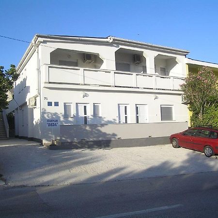 Deda Apartments Pag Town Εξωτερικό φωτογραφία