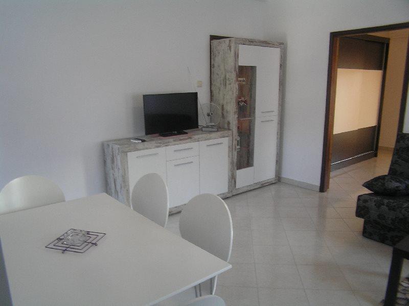 Deda Apartments Pag Town Εξωτερικό φωτογραφία
